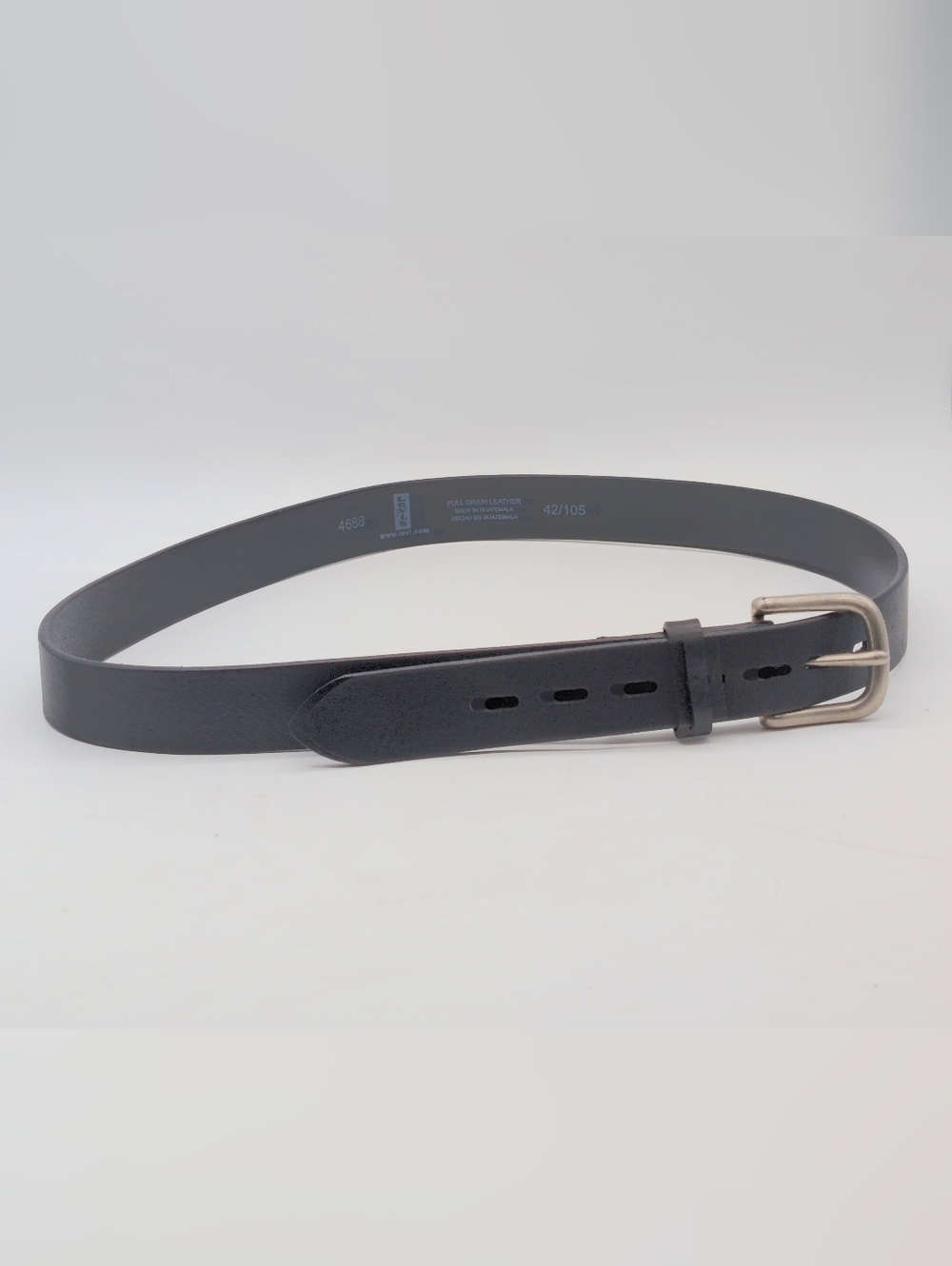 Levi's Sz 42 Model 4688 Classic Black Leather Men’s Belt
